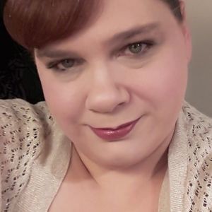 Meet your Posher, Kari